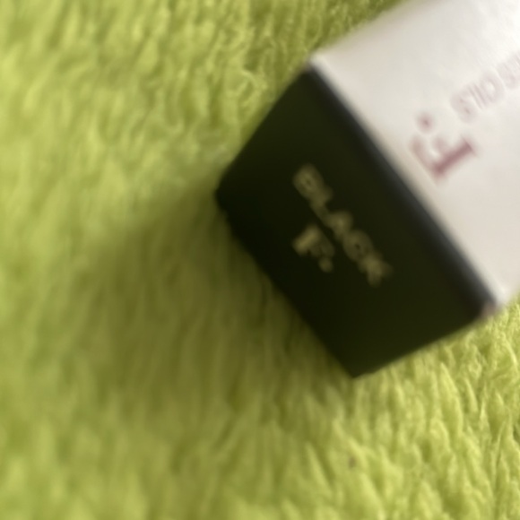 FRECK Beauty LASHROCKET MASCARA with Lash Enhancing Peptides BLACK NWT - Picture 4 of 4